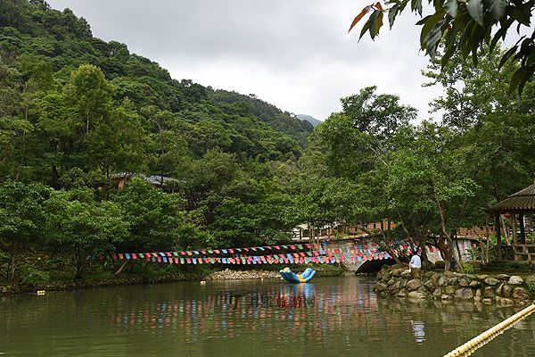 秋枫寨旅游区