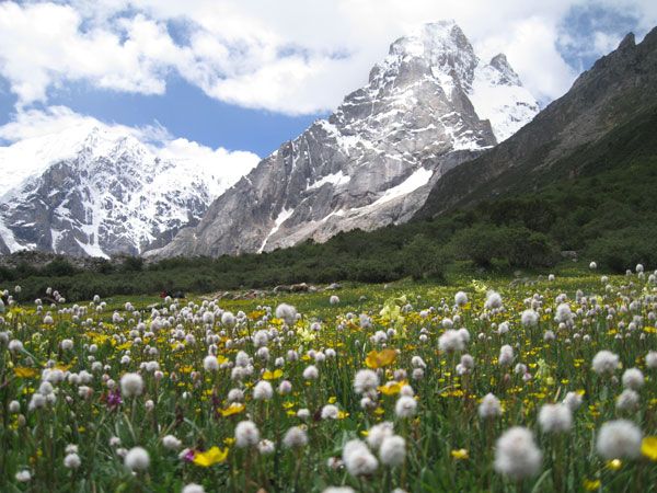 郭布扎西塔杰十三峰