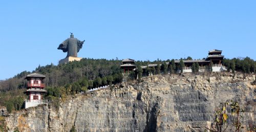 芒砀山