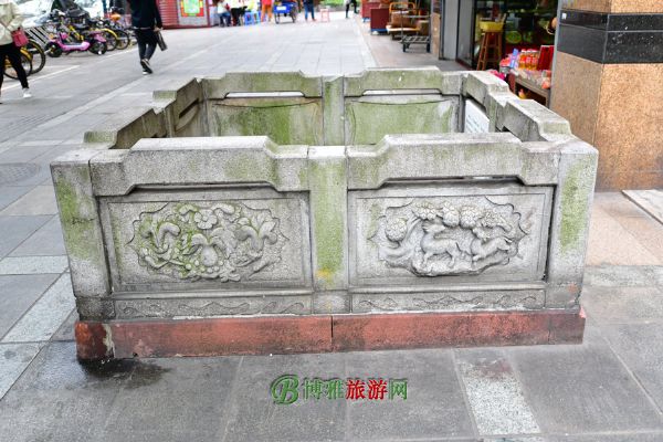 吊碑井
