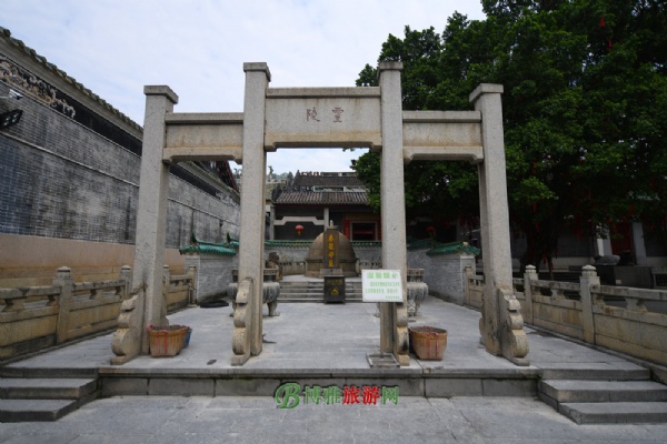 龙母祖庙(图1)
