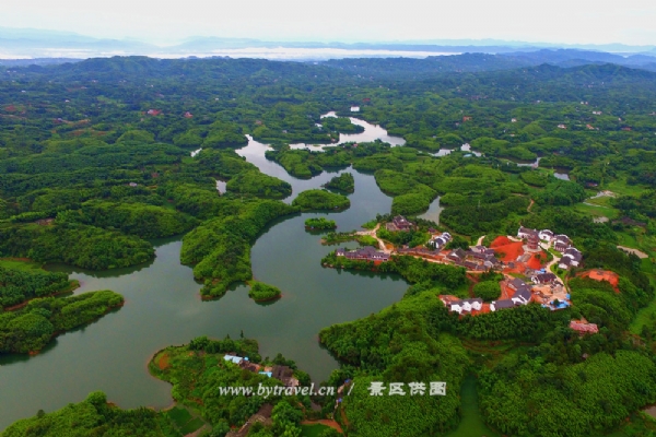 凤凰湖风景区